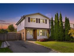 3236 Hornbeam Crescent  Mississauga, ON L5L 1B4