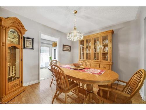 3236 Hornbeam Crescent, Mississauga, ON - Indoor Photo Showing Dining Room