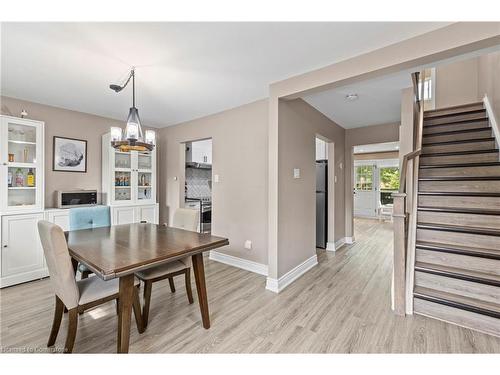 3-985 Limeridge Road E, Hamilton, ON - Indoor Photo Showing Dining Room