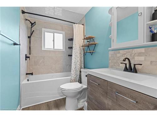 3-985 Limeridge Road E, Hamilton, ON - Indoor Photo Showing Bathroom