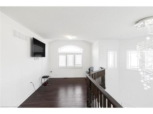 4 Dolomiti Court, Hamilton, ON - Indoor Photo Showing Other Room