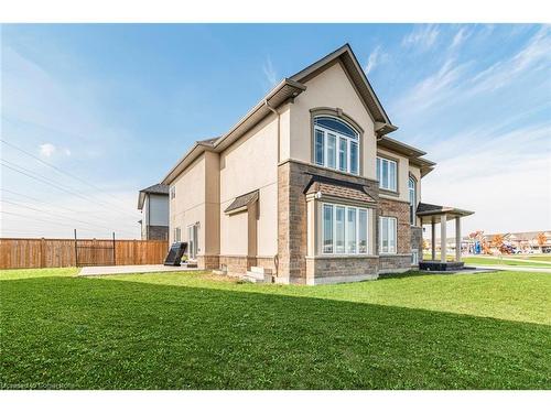 4 Dolomiti Court, Hamilton, ON - Outdoor