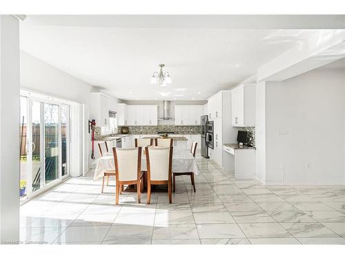 4 Dolomiti Court, Hamilton, ON - Indoor Photo Showing Dining Room