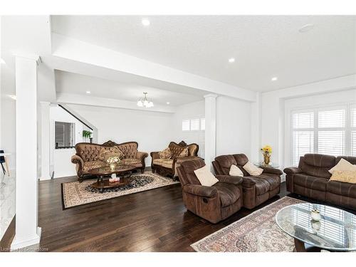 4 Dolomiti Court, Hamilton, ON - Indoor Photo Showing Living Room