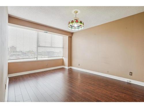 511-7 Gale Crescent, St. Catharines, ON - Indoor Photo Showing Other Room