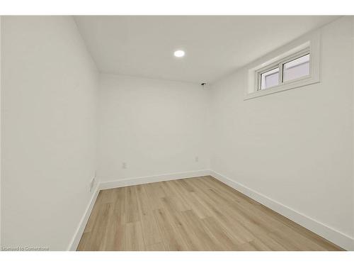 546 Woodward Avenue, Hamilton, ON - Indoor Photo Showing Other Room