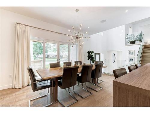 3362 Guildwood Drive, Burlington, ON - Indoor Photo Showing Dining Room