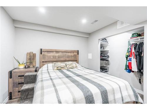 135 Kinsman Drive, Binbrook, ON - Indoor Photo Showing Bedroom