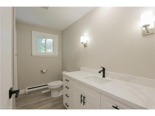 24 Parkside Avenue, South Bruce Peninsula, ON - Indoor Photo Showing Bathroom