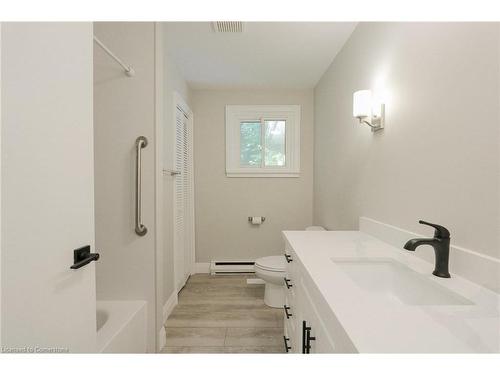 24 Parkside Avenue, South Bruce Peninsula, ON - Indoor Photo Showing Bathroom