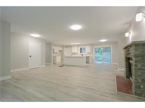 24 Parkside Avenue, South Bruce Peninsula, ON - Indoor Photo Showing Other Room