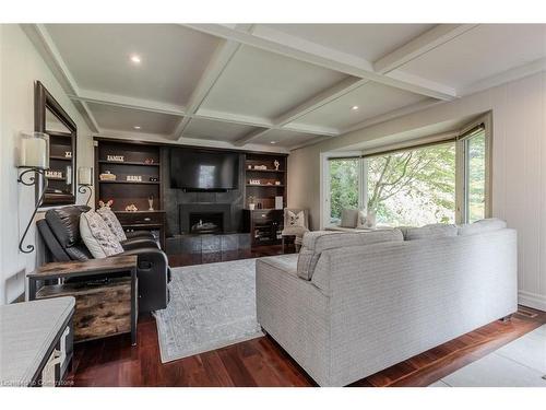 2091 Canterbury Drive, Burlington, ON - Indoor Photo Showing Living Room With Fireplace