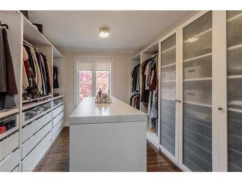 2091 Canterbury Drive, Burlington, ON - Indoor With Storage