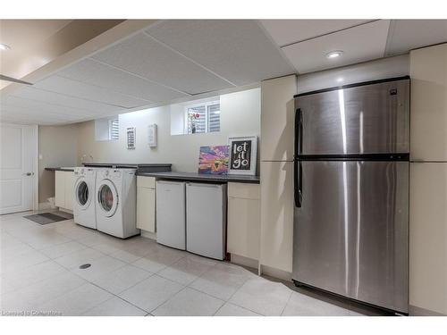 2091 Canterbury Drive, Burlington, ON - Indoor Photo Showing Laundry Room