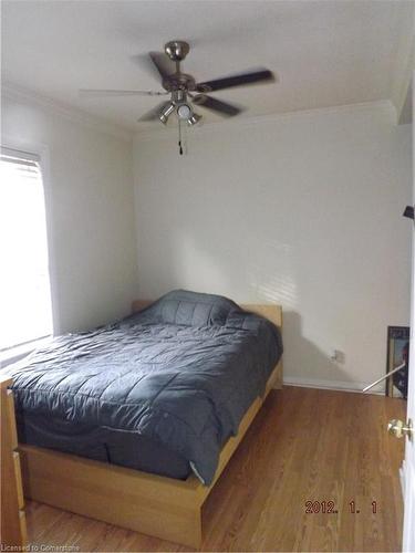 349 Fairfield Avenue, Hamilton, ON - Indoor Photo Showing Bedroom