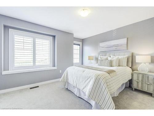 3-1890 Rymal Road E, Hamilton, ON - Indoor Photo Showing Bedroom