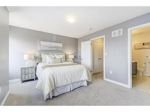 3-1890 Rymal Road E, Hamilton, ON - Indoor Photo Showing Bedroom