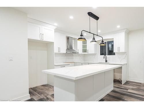 Main-145 Gage Avenue N, Hamilton, ON - Indoor Photo Showing Kitchen