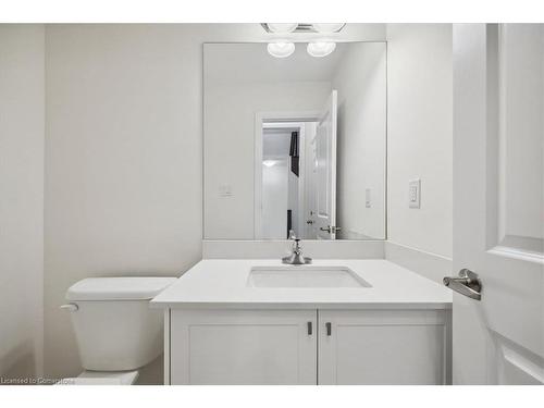 64 Cosmopolitan Common, St. Catharines, ON - Indoor Photo Showing Bathroom