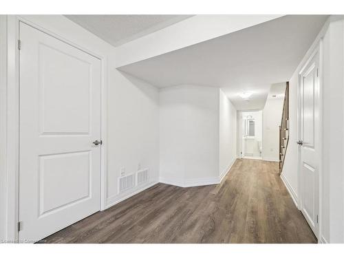 64 Cosmopolitan Common, St. Catharines, ON - Indoor Photo Showing Other Room