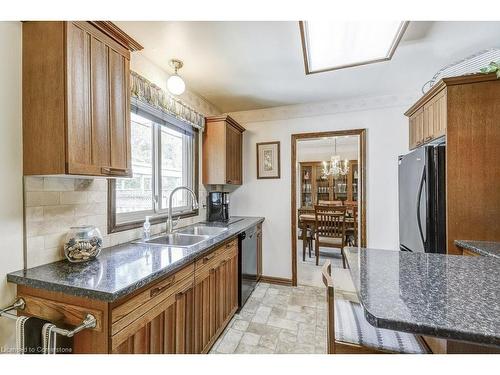 1054 Shepherd'S Drive, Burlington, ON - Indoor Photo Showing Kitchen With Double Sink