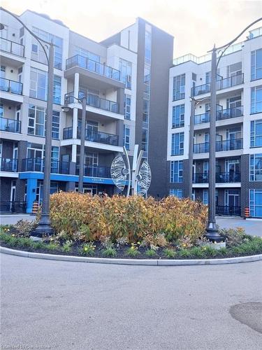 324-10 Concord Place, Grimsby, ON - Outdoor With Balcony With Facade