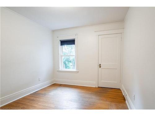 56 Newton Avenue, Hamilton, ON - Indoor Photo Showing Other Room