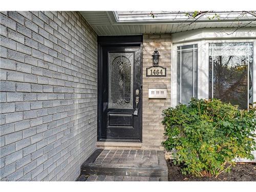 1464 Reynolds Avenue, Burlington, ON - Outdoor