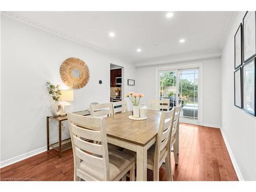 1464 Reynolds Avenue, Burlington, ON - Indoor Photo Showing Dining Room