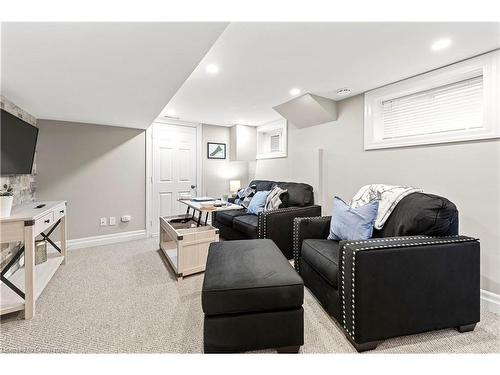 1024 Cedarwood Place, Burlington, ON - Indoor