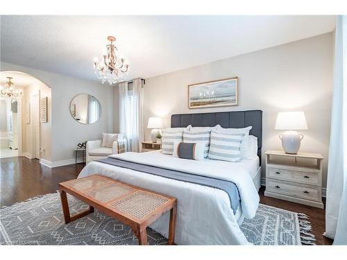 3 Oldenburg Road, Carlisle, ON - Indoor Photo Showing Bedroom