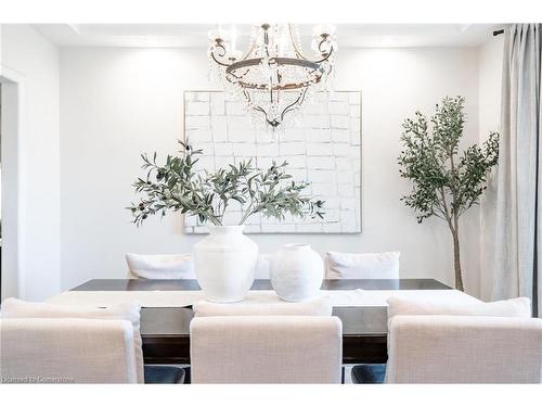 3 Oldenburg Road, Carlisle, ON - Indoor Photo Showing Dining Room