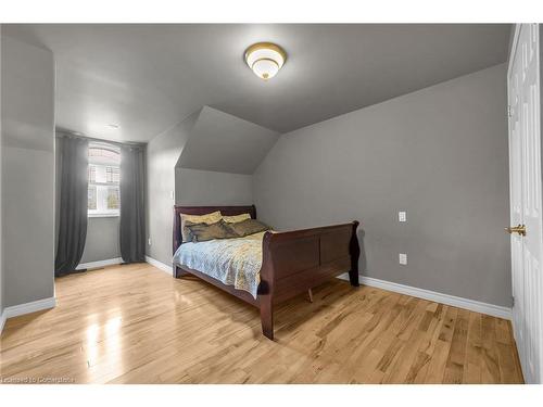 1291 Hwy 8, Stoney Creek, ON - Indoor Photo Showing Bedroom