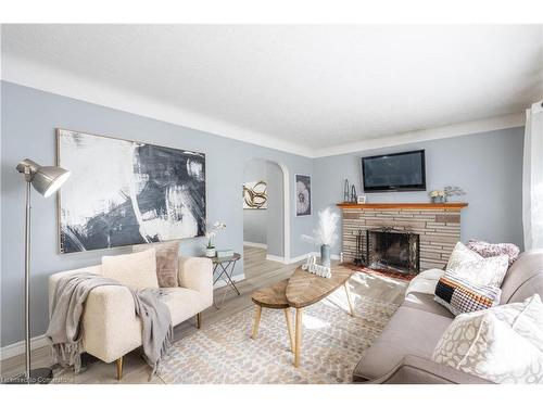 87 Canboro Road, Fonthill, ON - Indoor Photo Showing Living Room With Fireplace