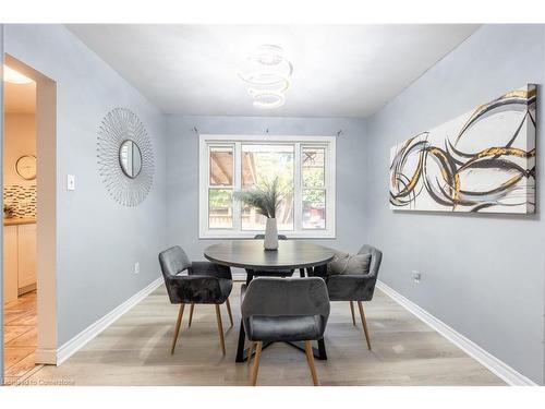 87 Canboro Road, Fonthill, ON - Indoor Photo Showing Dining Room