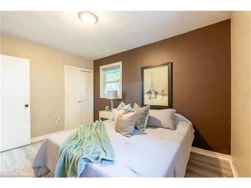 87 Canboro Road, Fonthill, ON - Indoor Photo Showing Bedroom