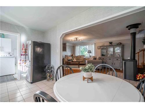 329 Margaret Avenue, Stoney Creek, ON - Indoor Photo Showing Dining Room