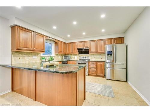 435 March Crescent, Oakville, ON - Indoor Photo Showing Kitchen With Stainless Steel Kitchen