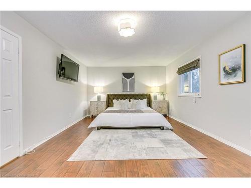 435 March Crescent, Oakville, ON - Indoor Photo Showing Bedroom