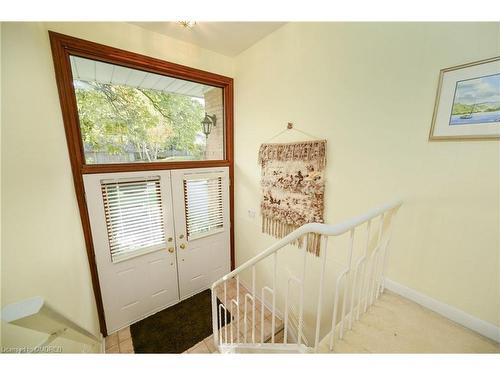 257 Wedgewood Drive, Oakville, ON - Indoor Photo Showing Other Room