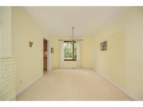 257 Wedgewood Drive, Oakville, ON - Indoor Photo Showing Other Room