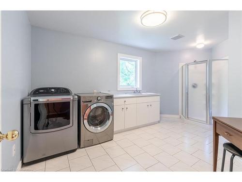 86 Ridge Road E, Grimsby, ON - Indoor Photo Showing Laundry Room