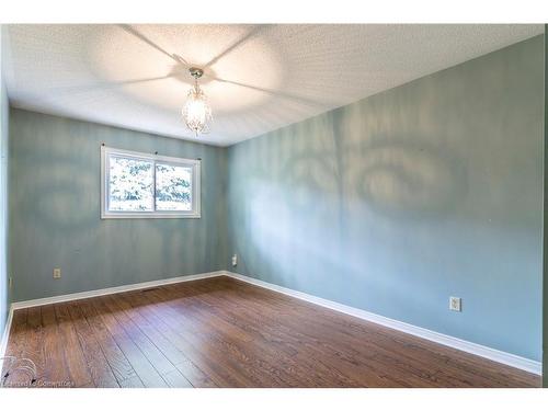 23-3125 Pinemeadow Drive, Burlington, ON - Indoor Photo Showing Other Room