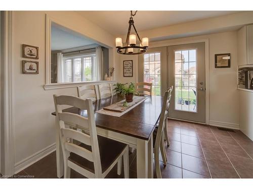 23 Barrett Avenue, Brantford, ON - Indoor Photo Showing Dining Room