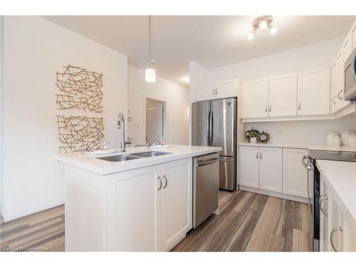 22 South Coast Circle, Crystal Beach, ON - Indoor Photo Showing Kitchen With Double Sink