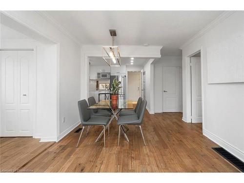 642 West 5Th Street, Hamilton, ON - Indoor Photo Showing Dining Room