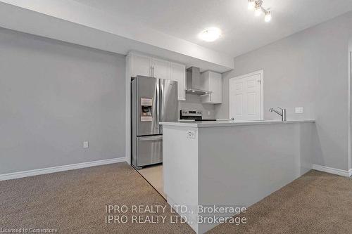 12 Oat Lane, Kitchener, ON - Indoor Photo Showing Kitchen