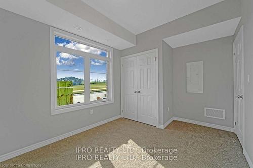 12 Oat Lane, Kitchener, ON - Indoor Photo Showing Other Room