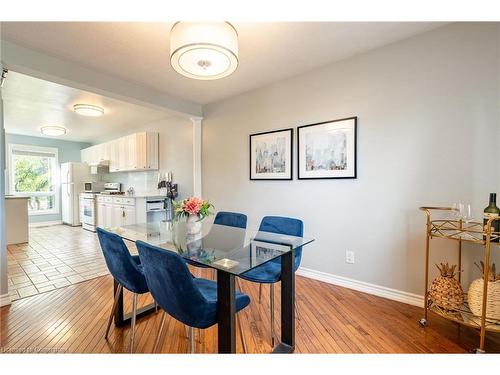 2259 Leominster Drive, Burlington, ON - Indoor Photo Showing Dining Room