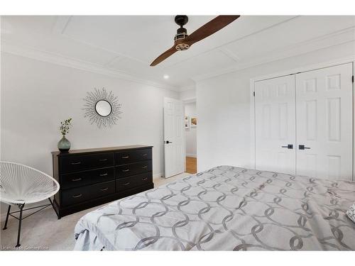 8360 English Church Road, Hamilton, ON - Indoor Photo Showing Bedroom